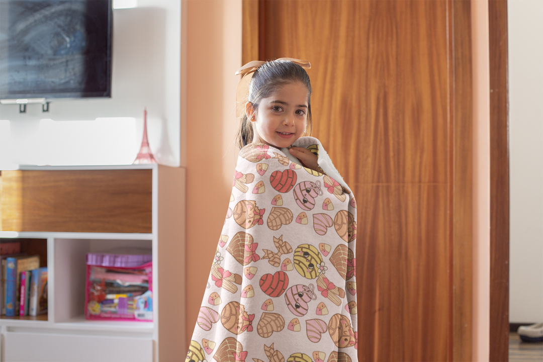 Cozy Conchita Throw Blanket